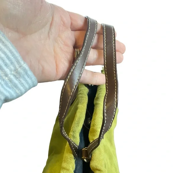 Tommy Hilfiger Vintage Green Suede Cinch Purse - Picture 8 of 13